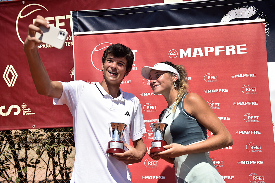 Rafael Jdar y Claudia Ferrer conquistan el Campeonato de Espaa MAPFRE Jnior en Reus