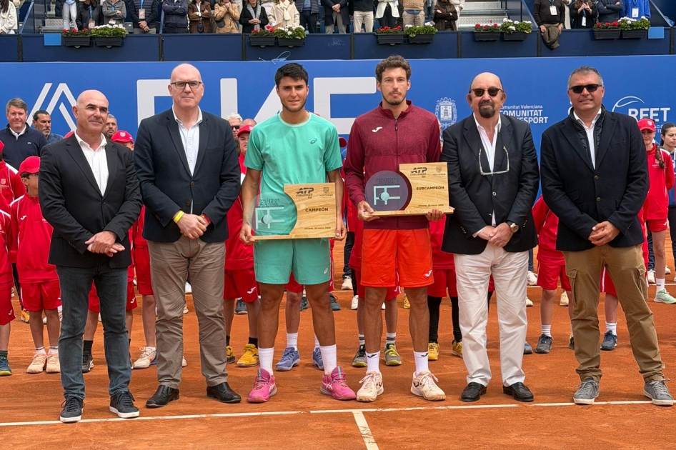 Llamas sorprende a Carreño y suma el segundo Challenger de su carrera en Alicante