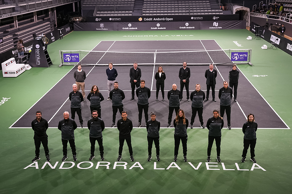 Equipo arbitral en el WTA125 de Andorra