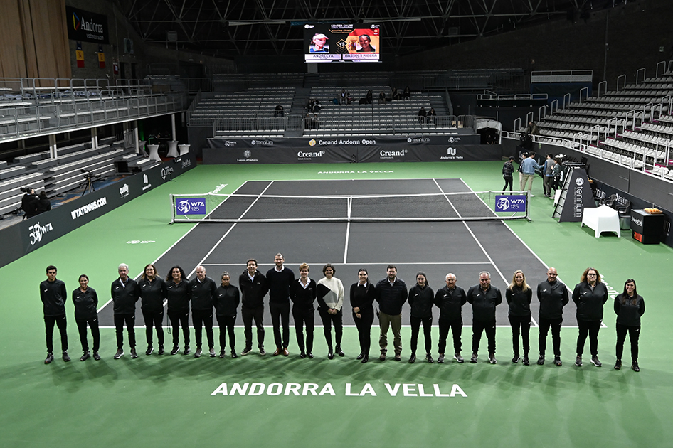 Equipo arbitral en el WTA 125 de Andorra