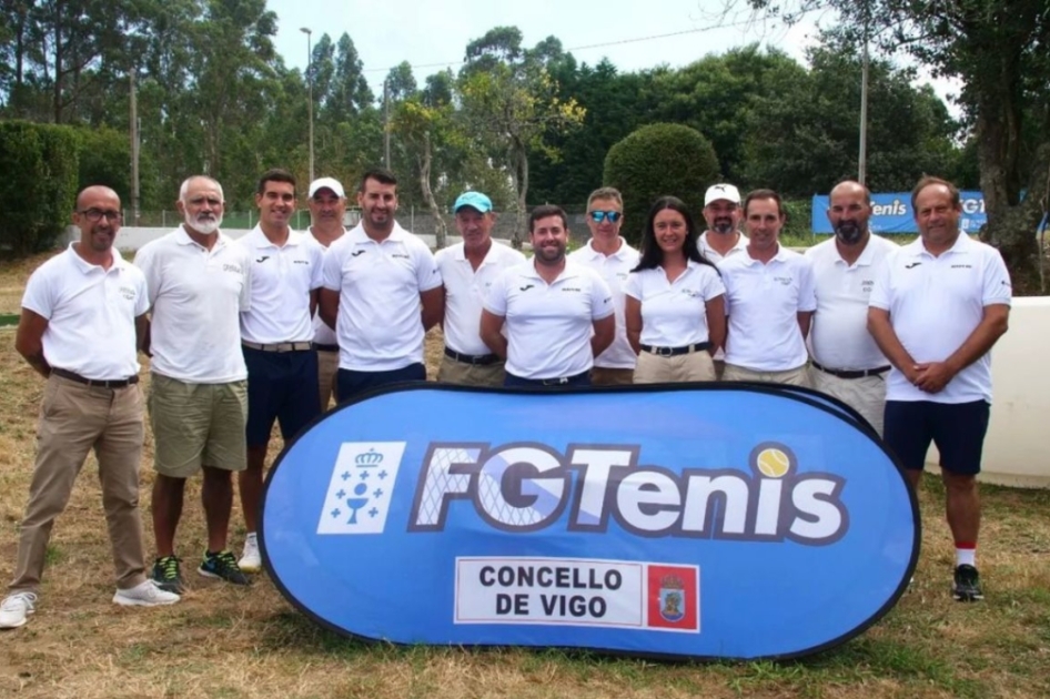 Equipo arbitral en el ITF femenino de Vigo