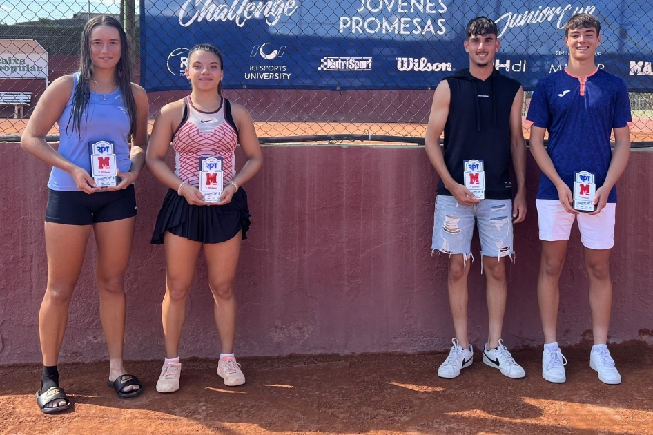 Adrin Climent y Adriana Tirado dominan el Marca Junior Cup de Carlet