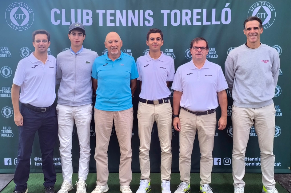 Equipo arbitral en el ITF Femenino de Torell