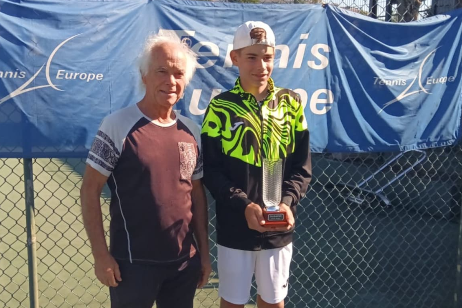 Segunda final internacional para Jos Dronov en el infantil de Combra