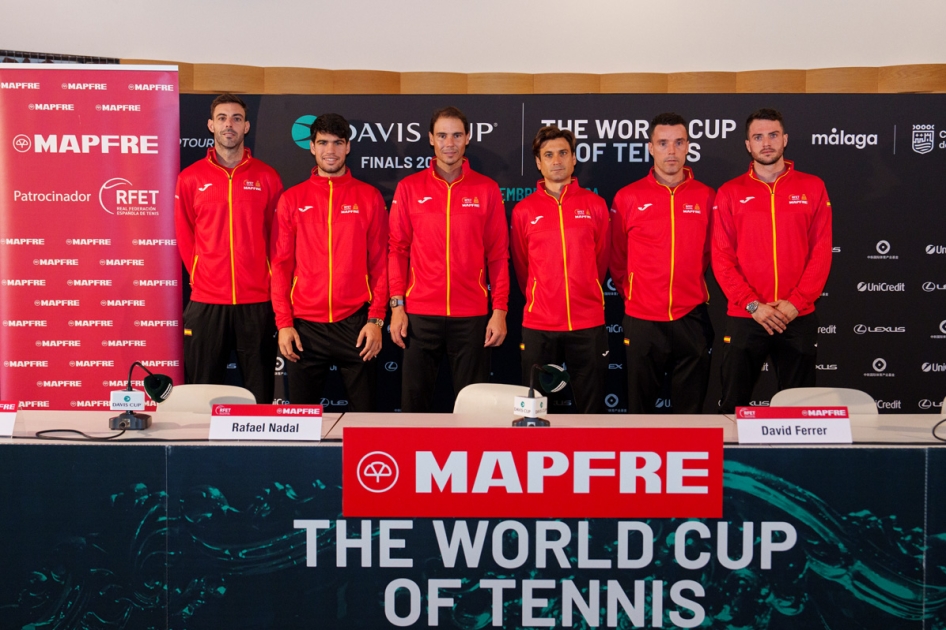 Histrica rueda de prensa de la Seleccin Espaola MAPFRE de Tenis previa a la despedida de Nadal