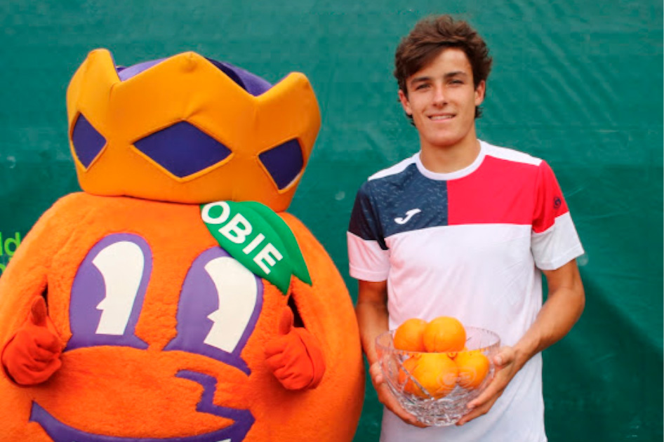 Andrs Santamarta concluye una gran temporada conquistando la Orange Bowl Sub18 en Florida