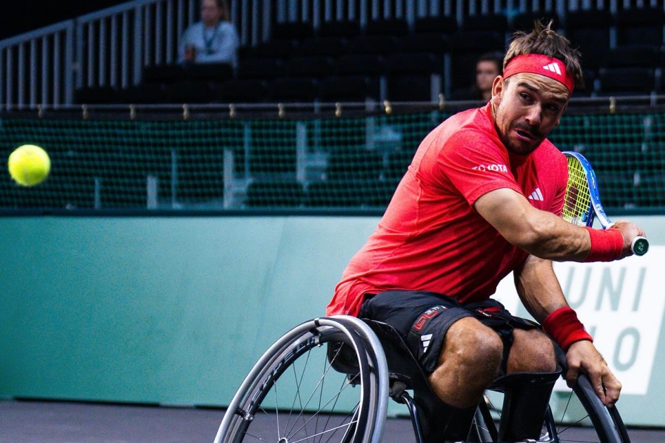 Martn de la Puente cede en la final del torneo de Rotterdam ante Stphane Houdet