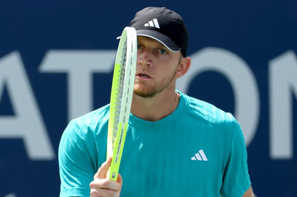 Alejandro Davidovich se retira en los octavos de final del Masters 1000 de Canadá Alejandro Davidovich se retira en los octavos de final del Masters 1000 de Canadá