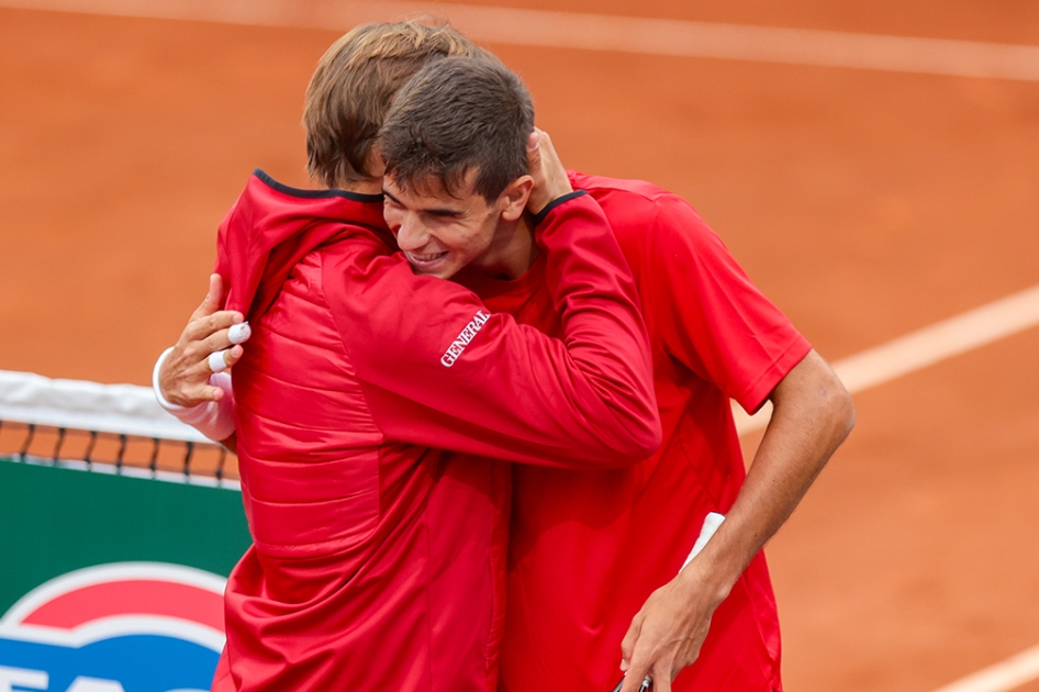 Debut soñado de Jódar y Mérida en Copa Davis para poner el 0-2 de España en Chile