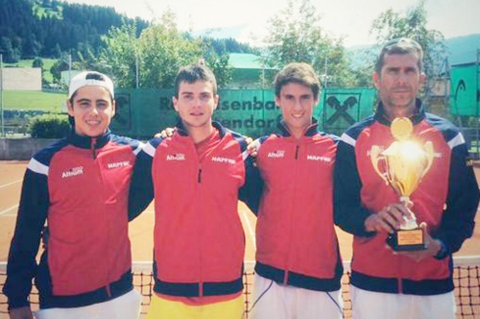 Las selecciones espaolas jnior jugarn por la Copa Galea/Valerio y Copa SM La Reina/Soisbault