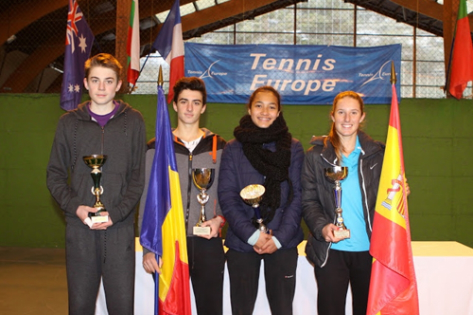 Marina Bassols triunfa en el torneo sub16 de Le Chambon-sur-Lignon