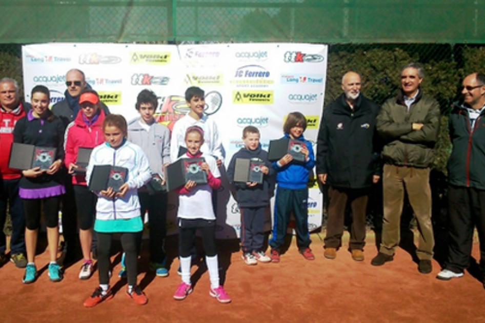 Ganadores infantiles y benjamines de la primera cita del TTK Warriors Tour en Zaragoza