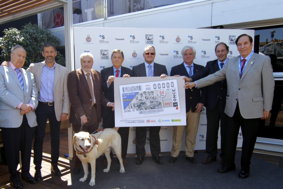 RFET y ONCE presentan el cupn conmemorativo del 50 Aniversario de la primera final espaola de la Copa Davis