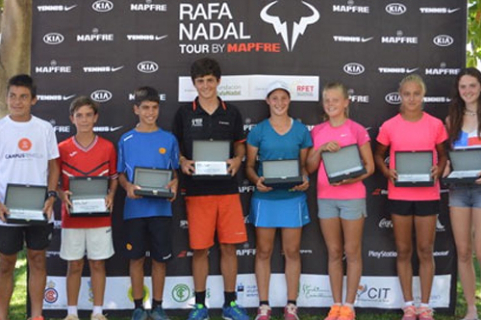 Jaime Calds, Nerea Guerra, scar Pinto y Mara Berlanga se llevan el Rafa Nadal Tour by Mapfre de Alicante