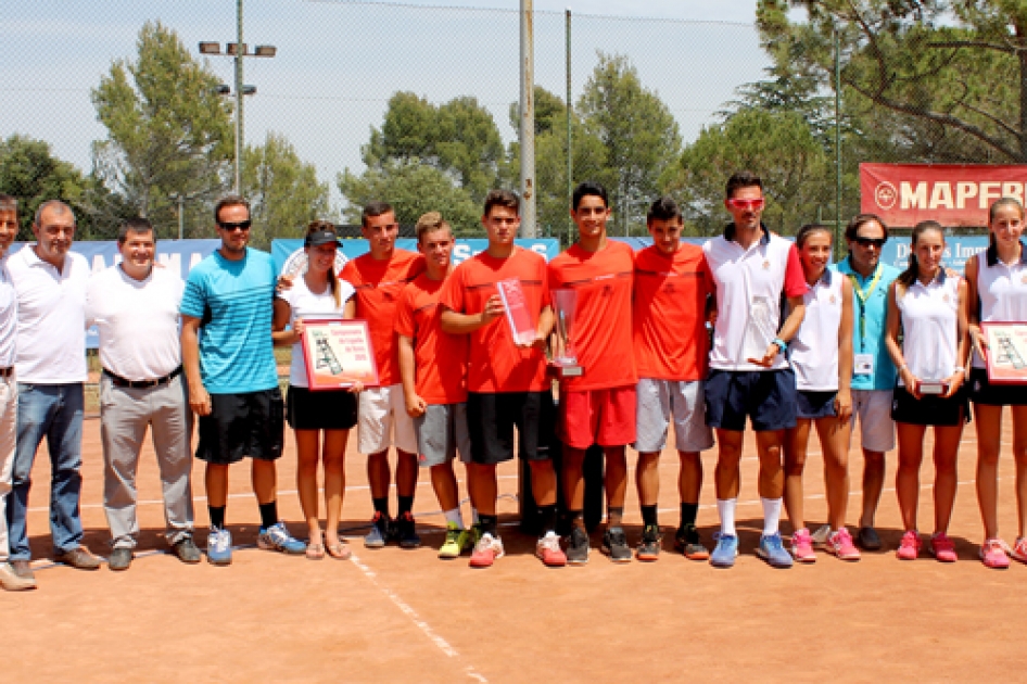 CET Alcal y RCT Barcelona-1899 se proclaman Campeones de Espaa Cadete en la Yellow Cup