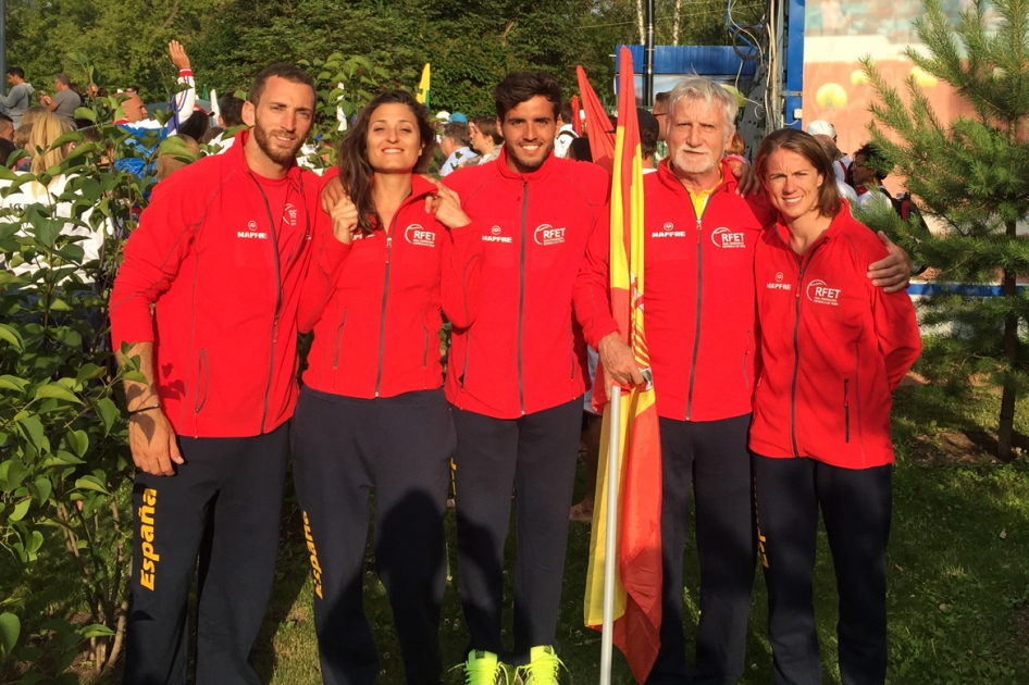 Histrica medalla de bronce para Espaa en el Mundial de Tenis Playa