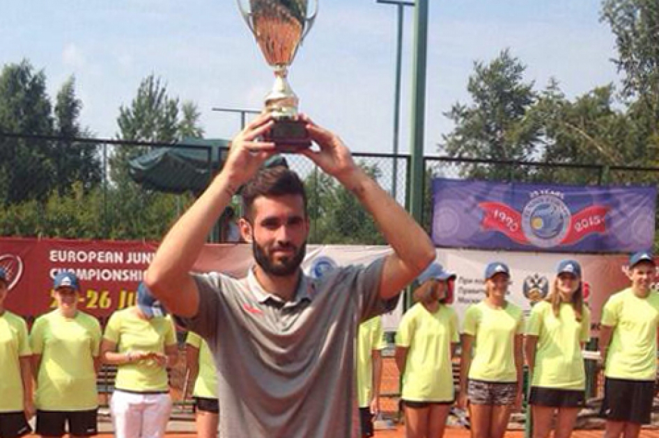 Primer triunfo del ao para Marc Giner en Rusia y primera final de Jordi Vives en Turqua