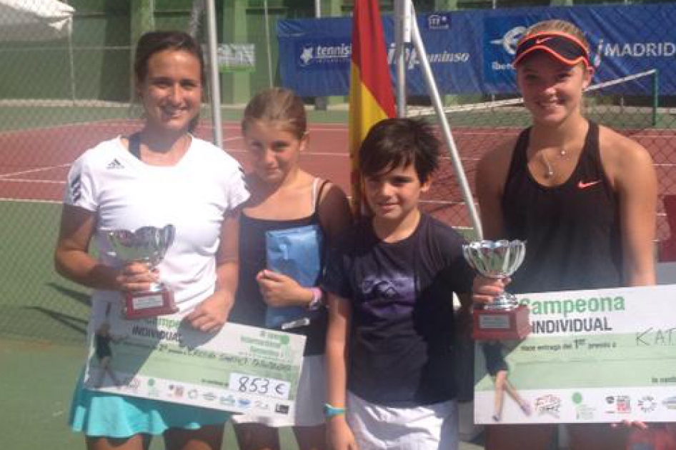 Cristina Snchez Quintanar se ve superada por la britnica Katie Swan en el cuarto torneo de Madrid 