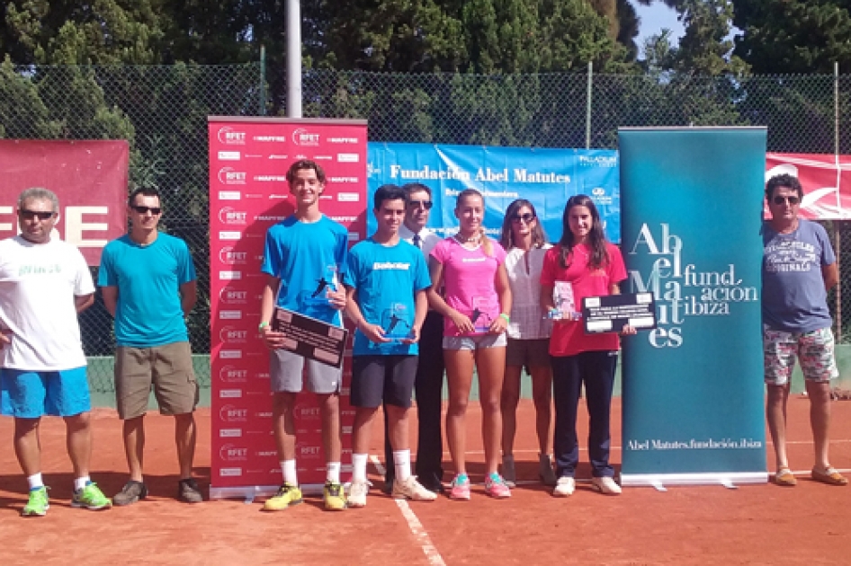 Carlos Gimeno y Carlota Martnez ganan el primer Mster Infantil Fundacin Abel Matutes  Road to Orange Bowl