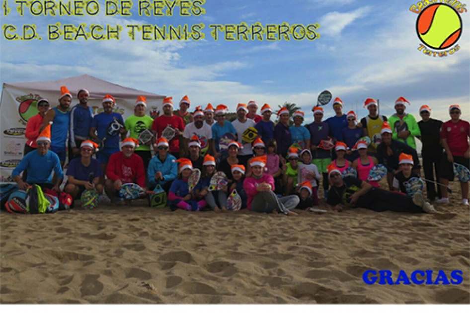 Almera abre el Circuito Nacional de Tenis Playa 2016 en Pulp