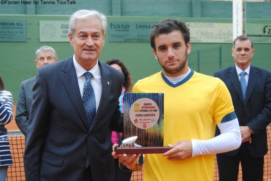 Oriol Roca cede la final del Futures de Cartagena ante el chileno Christian Garn