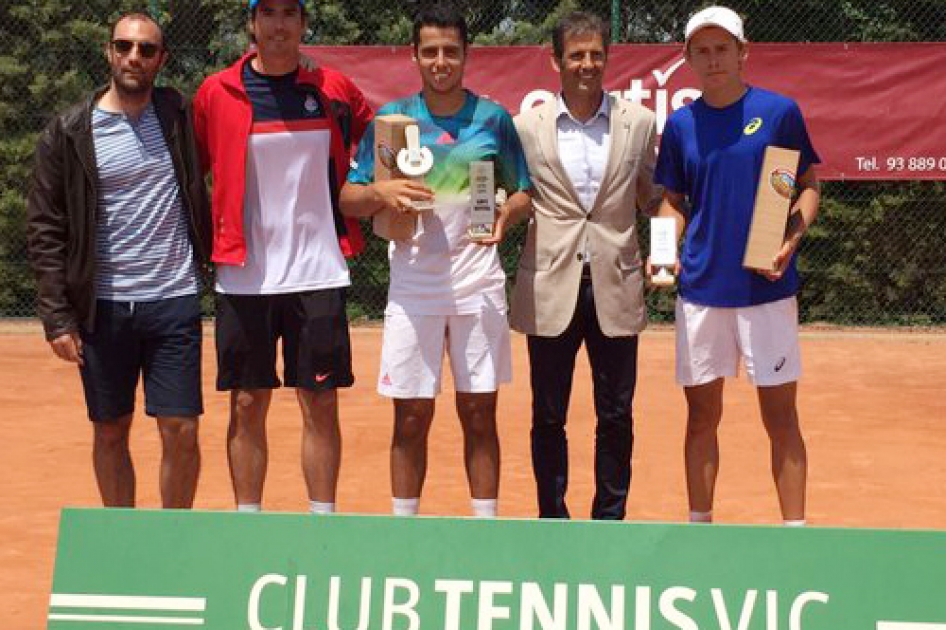 Jaume Antoni Munar conquista su primer ttulo profesional en el Futures de Vic