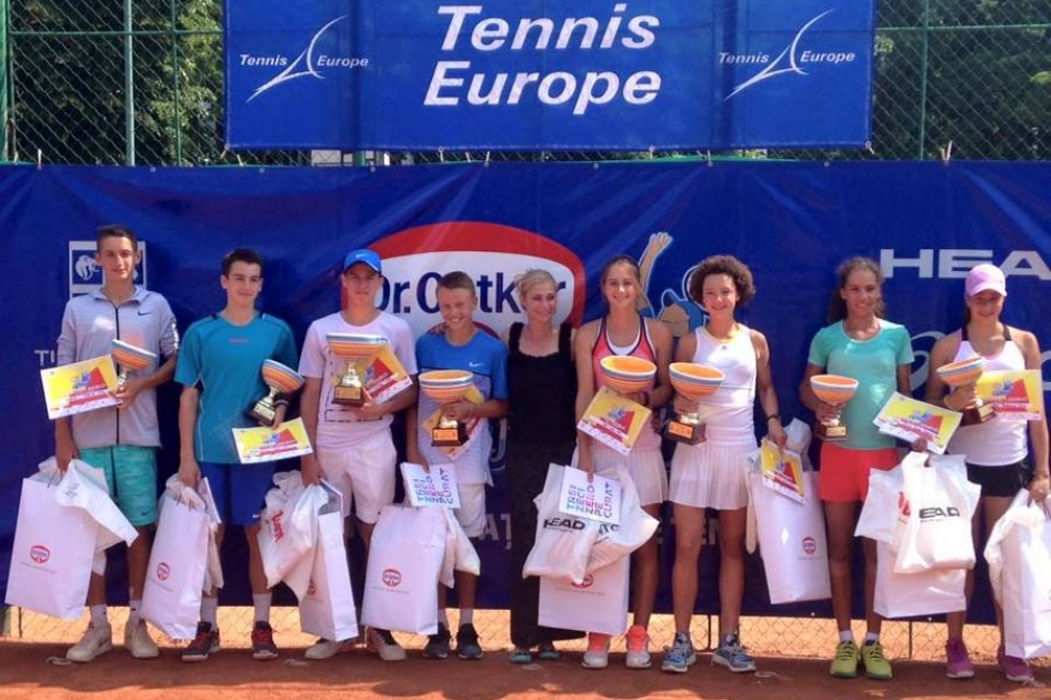 Marta Custic alcanza la final del internacional Sub14 de Bucarest