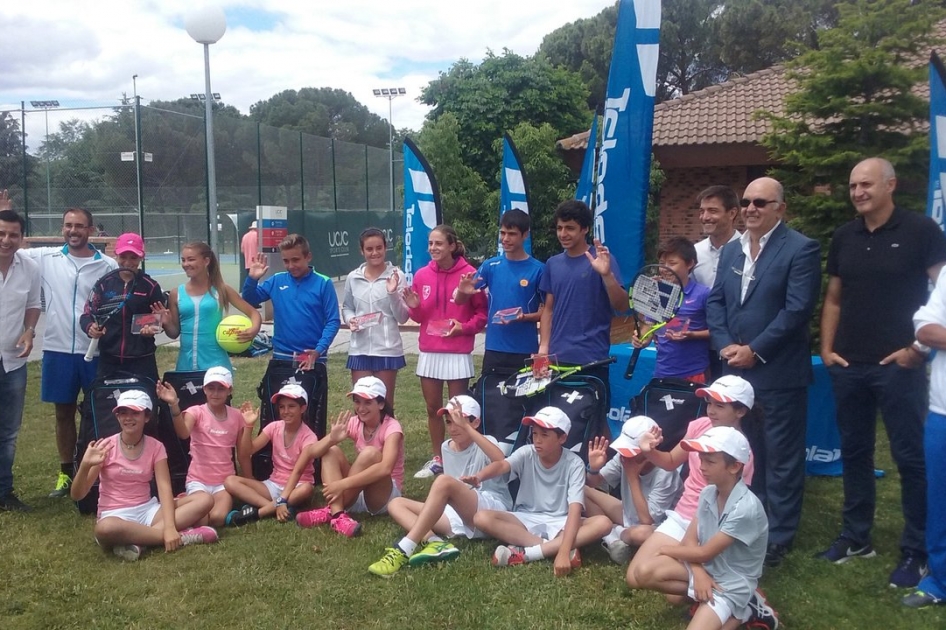 Diego Barreto y Silvia Vargas en infantiles, y Gerard Campaa y Emma Snchez en alevines, campeones de la Babolat Cup