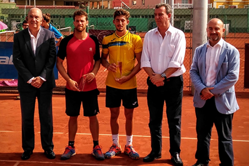 Mario Vilella supera a Ricardo Ojeda en la final del Futures de Melilla