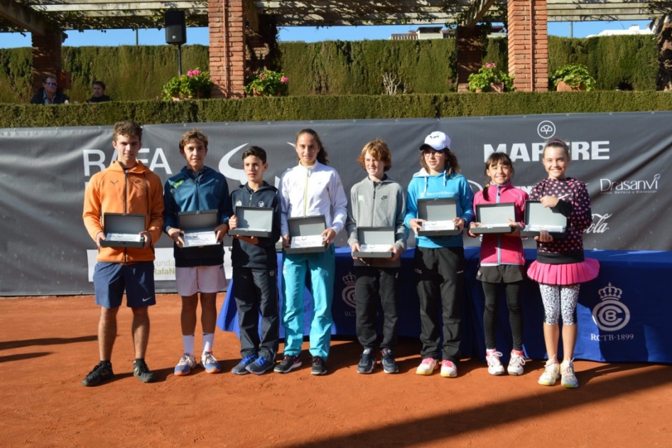 scar Pinto, Anne Mintegi, Pepe Len y Vanesa Danko ganan el primer torneo Rafa Nadal Tour by Mapfre en Barcelona