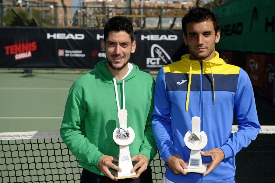 Roberto Ortega supera a Oriol Roca en la final del Futures de Cornell