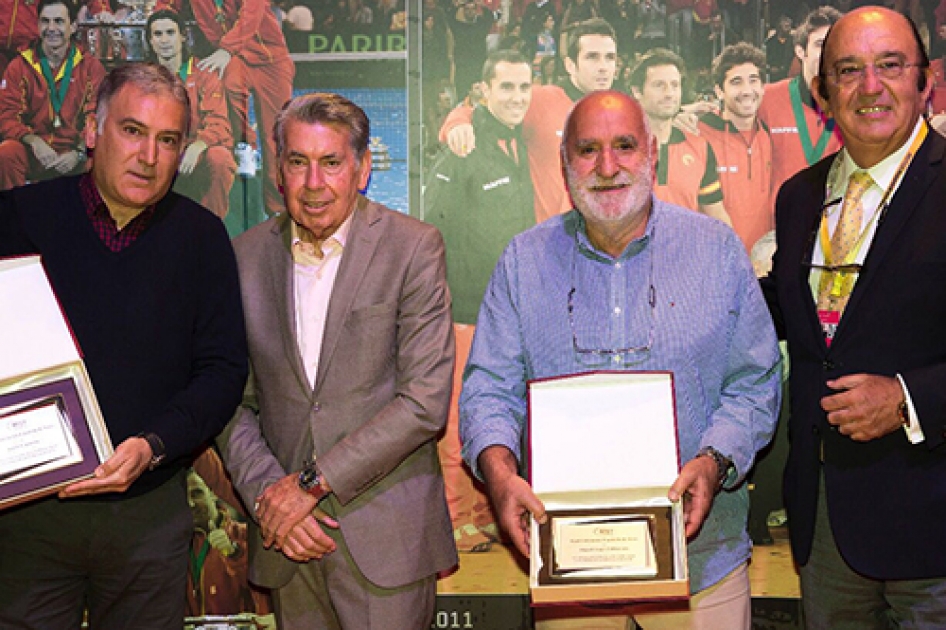 Miguel Daz y Manolo Santana inauguran la exposicin La Historia del Tenis Espaol en el Mutua Madrid Open