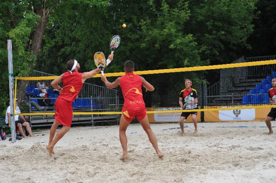 Definidas las selecciones espaolas absoluta y juvenil en el Mundial de Tenis Playa de Mosc