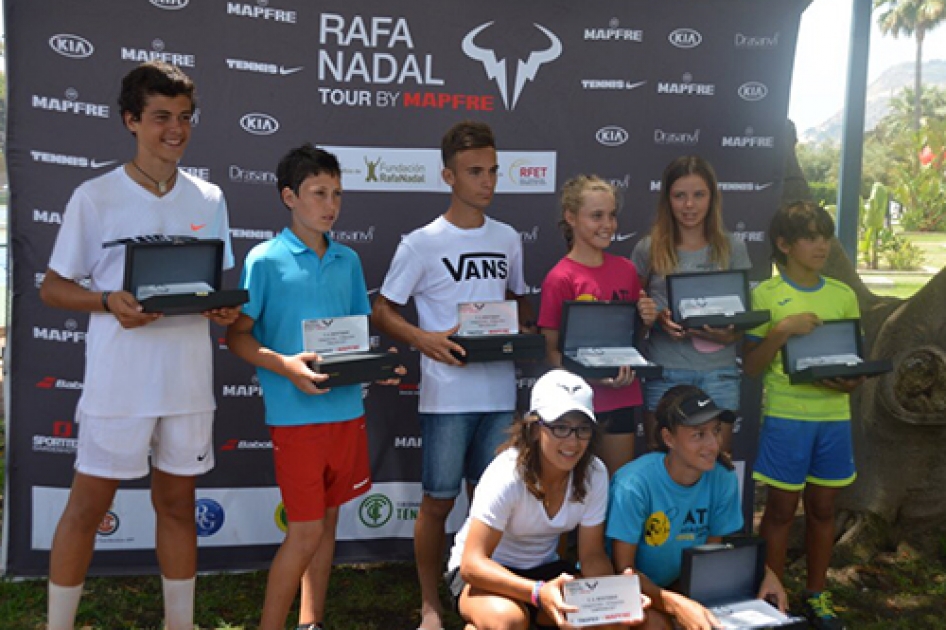 lex Padr, Anne Mintegi, Jos A. Hernndez y Vanesa Danko se llevan el Rafa Nadal Tour by MAPFRE de Alicante