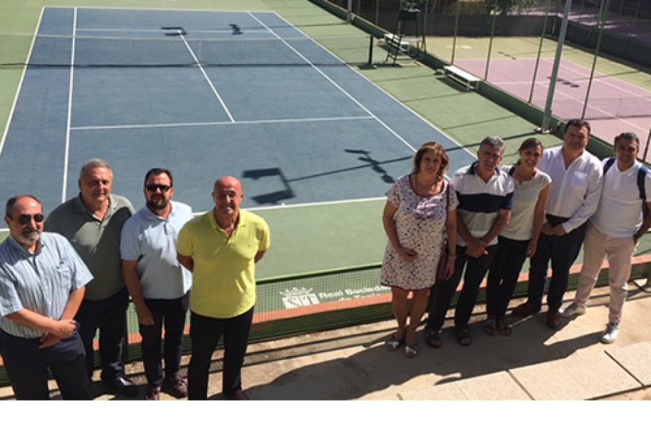 La RFET visita las instalaciones de la RST Granada que acogern el Campeonato de Espaa MAPFRE Absoluto