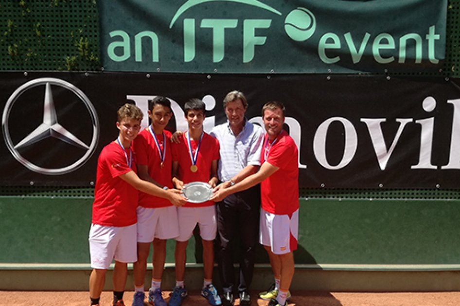 La seleccin espaola infantil conquista tambin el Campeonato de Europa Copa del Sol en Murcia 