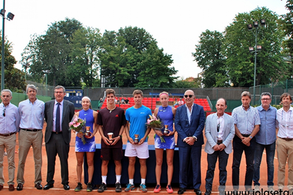 Alberto Cols y Paula Arias se proclaman Campeones de Espaa Jnior en Getxo