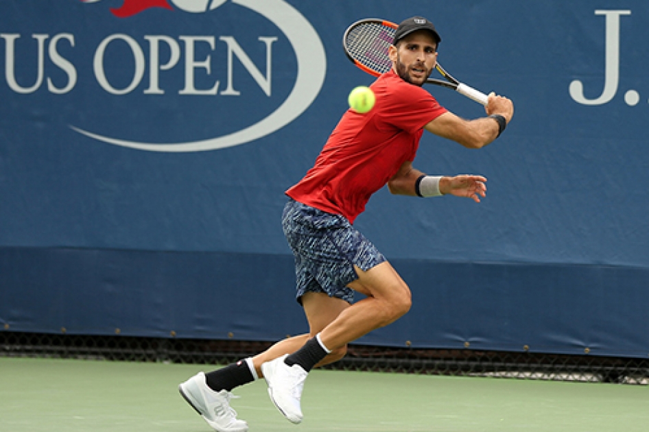 Adrin Menndez supera la fase previa del US Open 