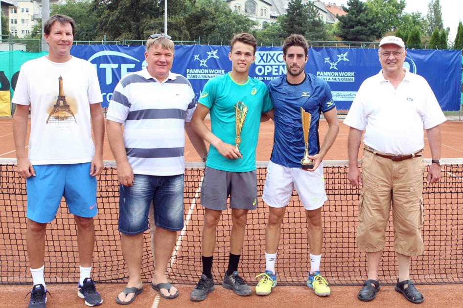 Primer triunfo de la temporada para el madrileo Enrique Lpez Prez en Hungra