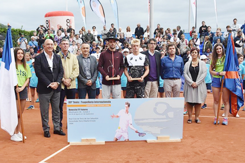 Eduard Esteve se lleva el 89 Concurso Internacional de Tenis de San Sebastin ante Alejandro Davidovich