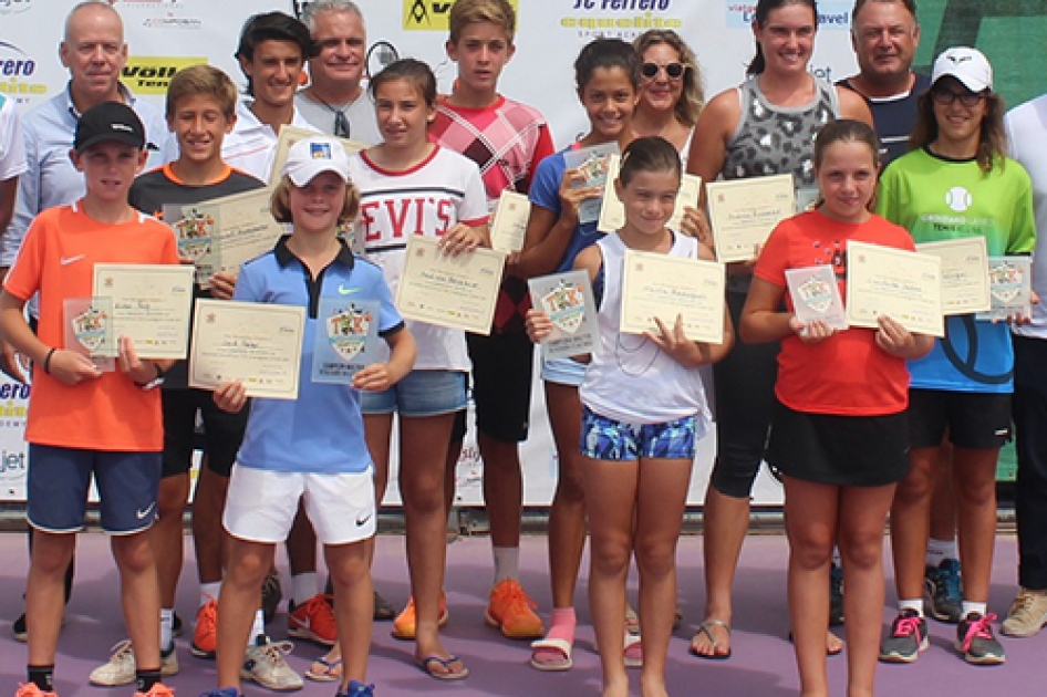 Campeones del Mster TTK Warriors Tour juvenil en Alicante