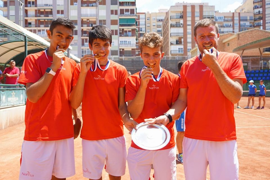 La seleccin espaola infantil, premiada como mejor equipo juvenil del ao por Tennis Europe