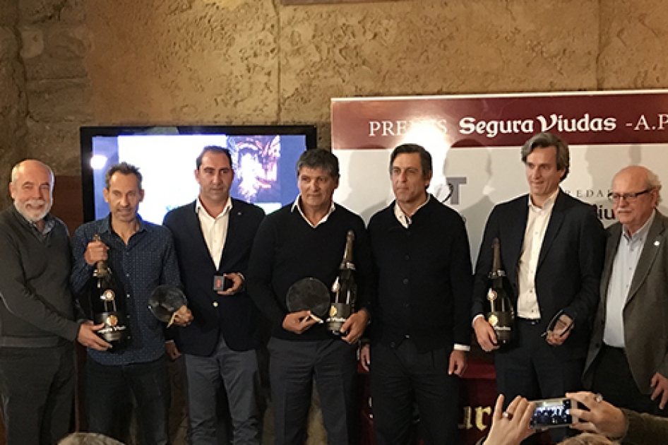 Toni Nadal, Jordi Arrese, Albert Costa y Carlos Costa, premiados por la Asociacin de Periodistas de Tenis