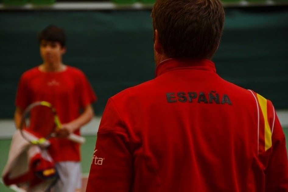 Las selecciones juveniles espaolas preparan el Europeo indoor Winter Cup