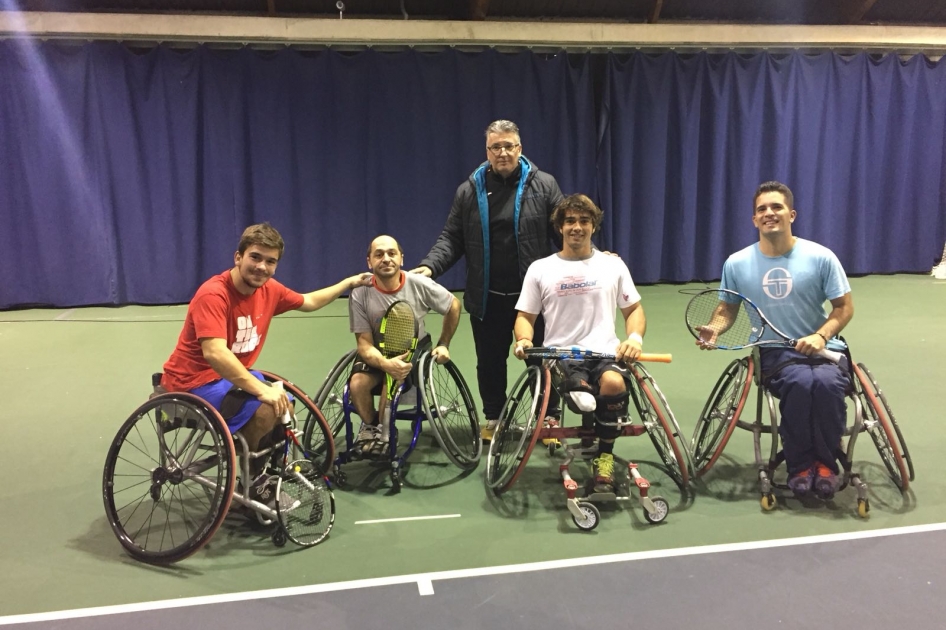 La seleccin espaola de tenis en silla de ruedas realiza su primera concentracin del ao en el CAR de Sant Cugat