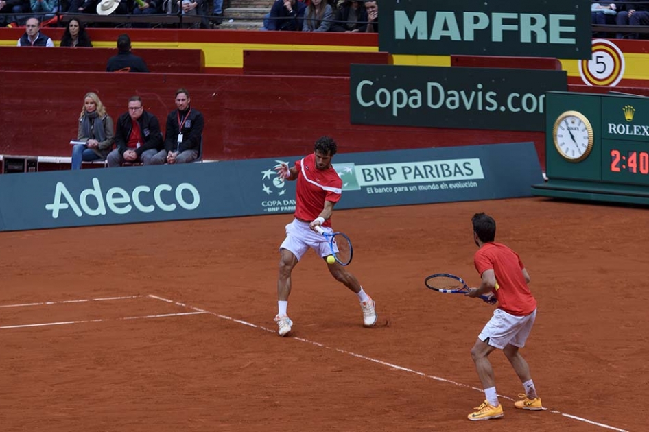 Feliciano y Marc Lpez ceden en 5 sets el dobles de Copa Davis ante los alemanes Struff-Puetz