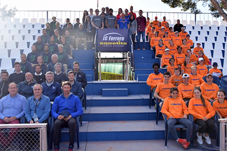 Equipo arbitral en el Ferrero Challenger Open de Alicante