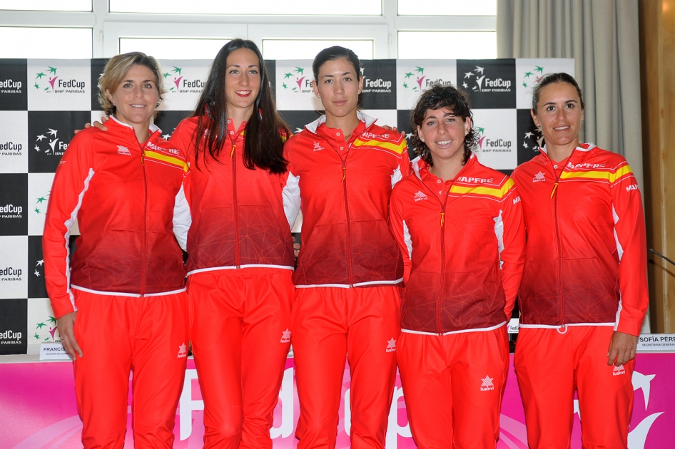 Surez y Muguruza abrirn el play-off de Fed Cup ante Paraguay en La Manga