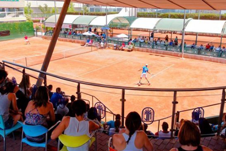 Las selecciones espaolas infantiles afrontan la previa de las Copas de Europa de Verano 