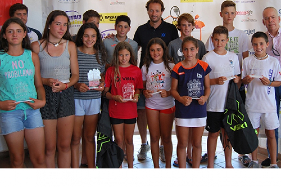 Ganadores del tercer Torneo Gold del circuito nacional juvenil TTK Warriors Tour en Castelln